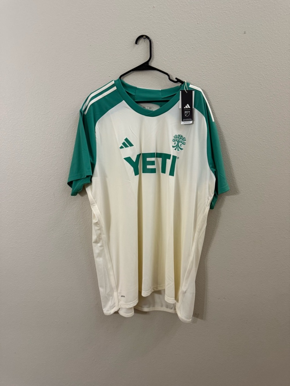 adidas Portland timber jersey / yeti